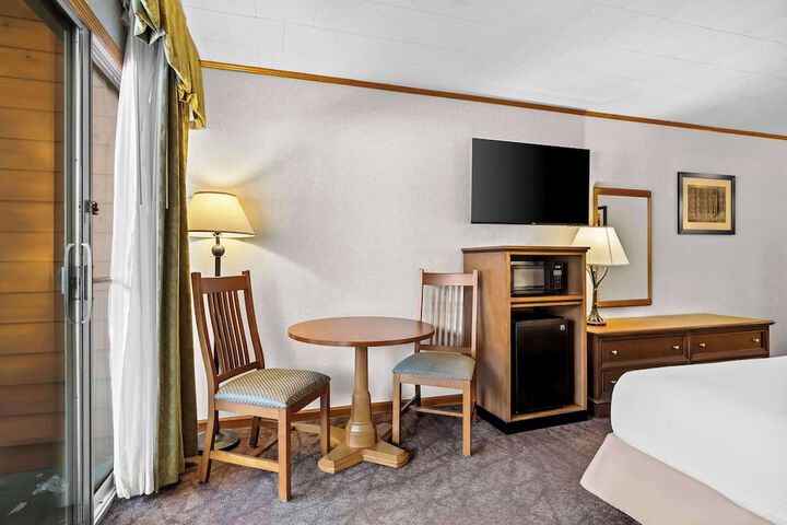 Best Western Adirondack Inn