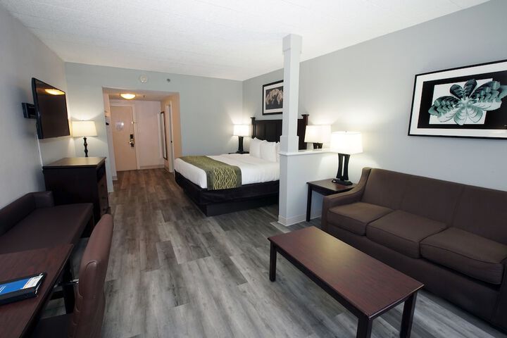 Room 15 of 51