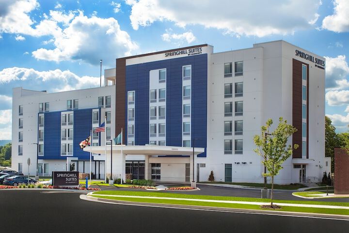 Hotel 3 of 32