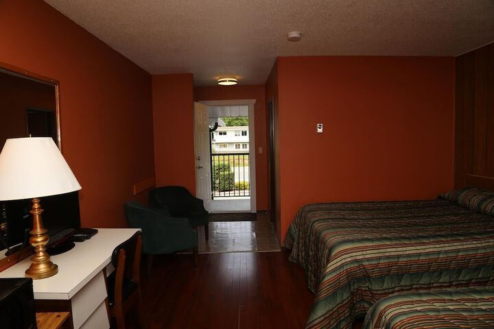 Room 37 of 49