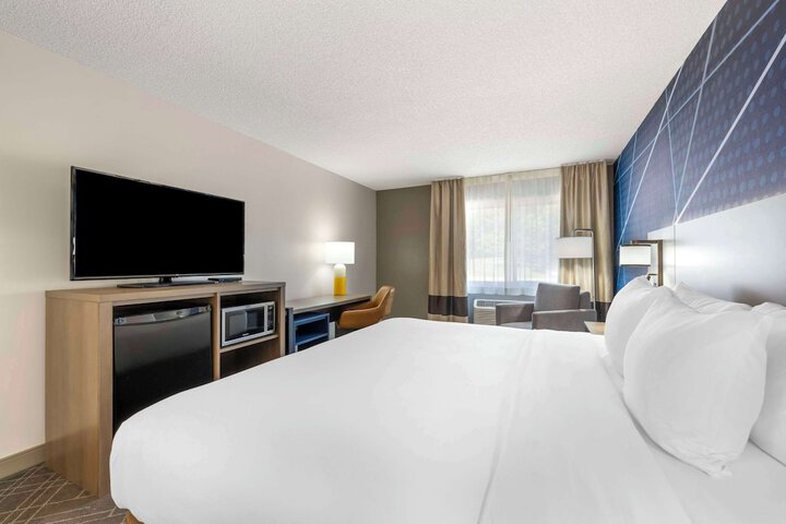 Room 20 of 40