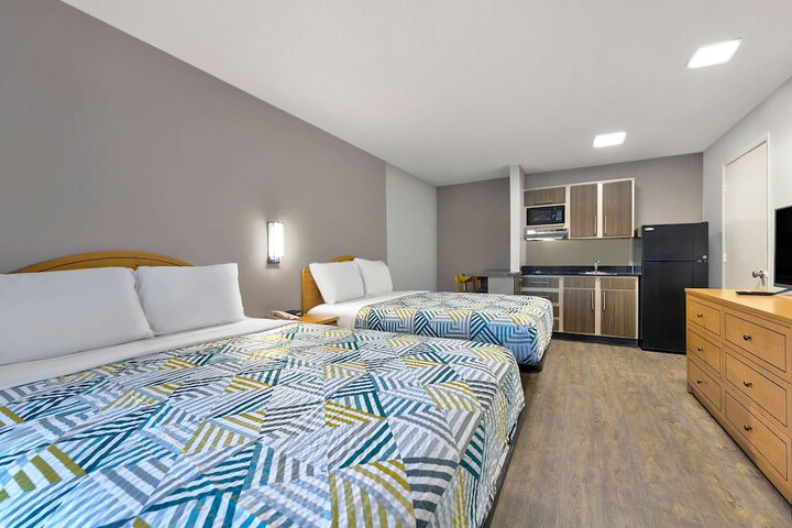Room 26 of 28