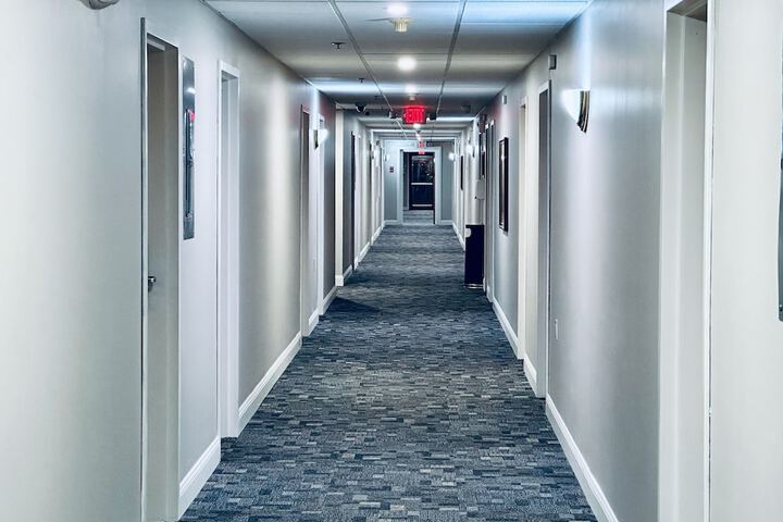Ballroom/Hall 34 of 42