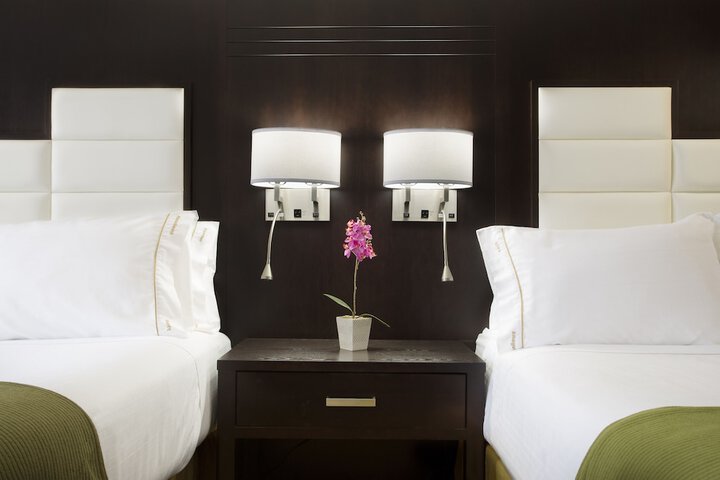 Room 20 of 38