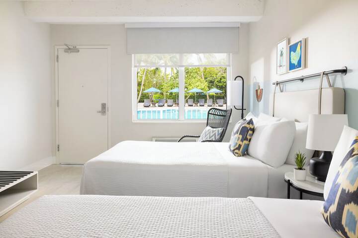 Blue Flamingo Resort Key West