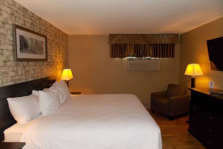 Stonebridge Hotel