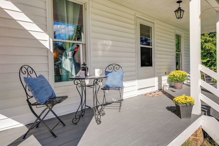 Tranquil Cottage in Virginia Countryside w / Pond!
