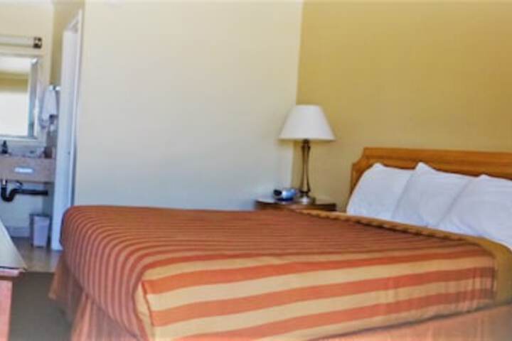 Executive Inn