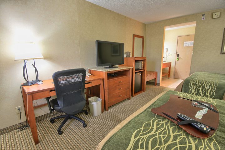 Room 9 of 62