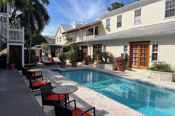 Heron House - Adult Only
