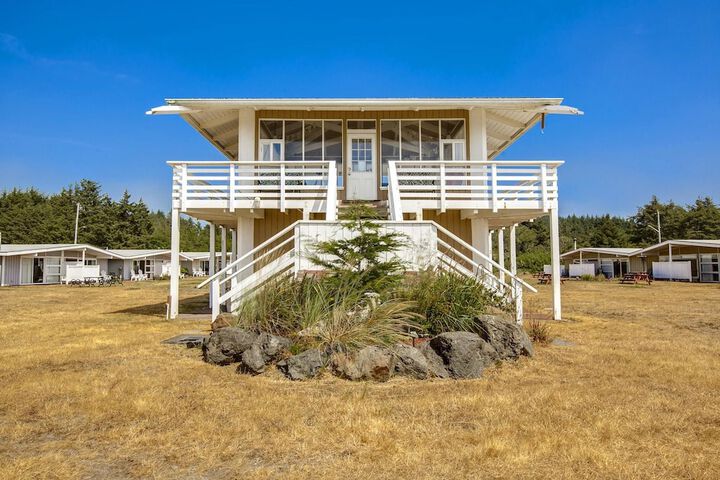 Beachwood Condos & Resort