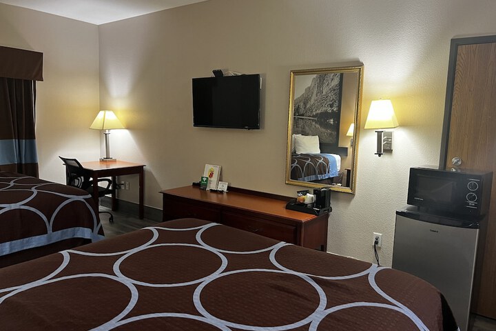 Room 21 of 45