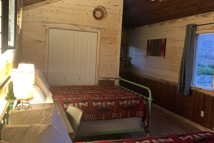 Room 22 of 54