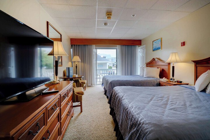 Room 90 of 317
