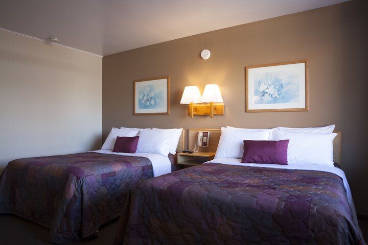 Room 13 of 33