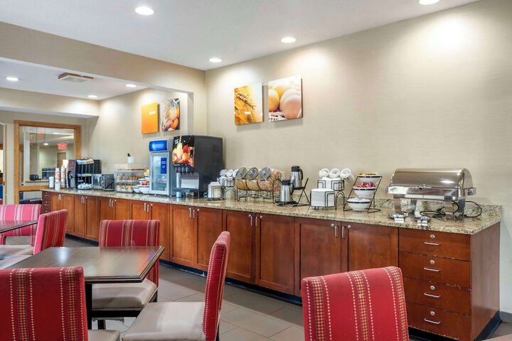 Breakfast/Coffee Service 39 of 46