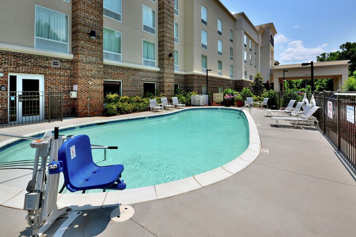 Pool 7 of 64