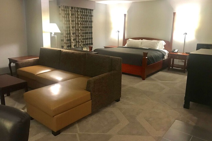 Room 35 of 49