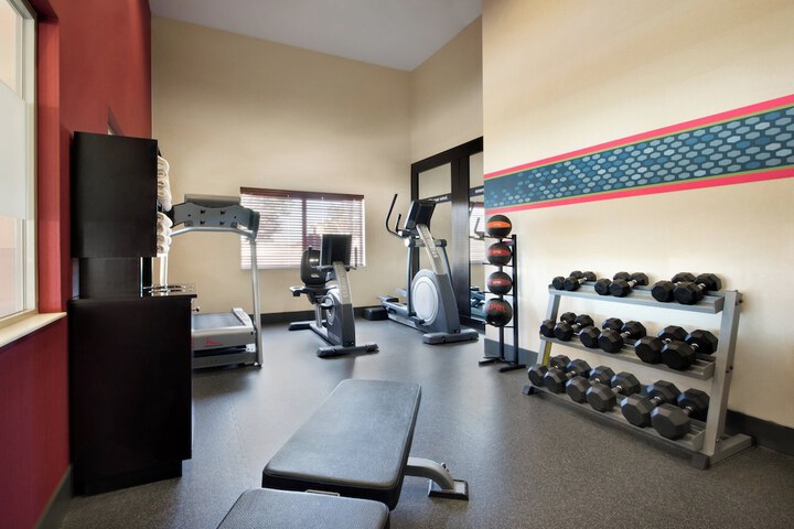 Summit Suites