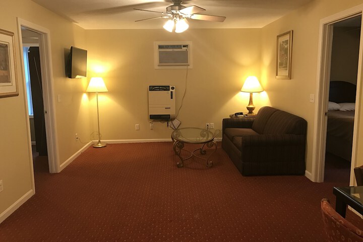 Room 49 of 71
