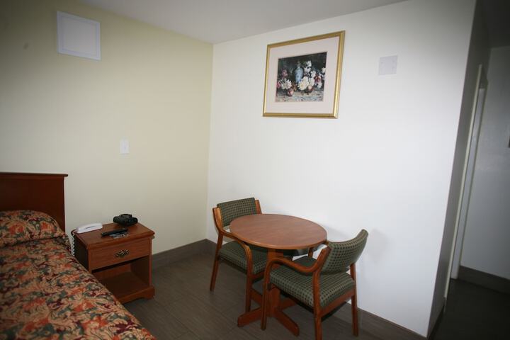 Room 20 of 31