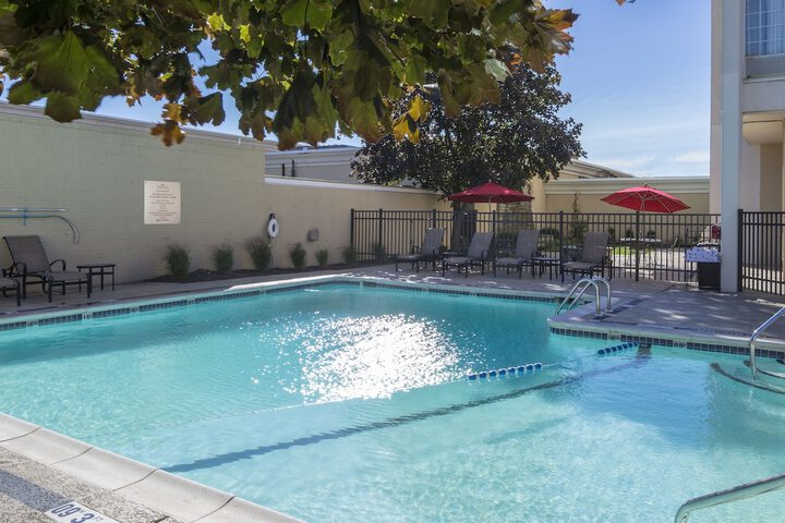 Pool 10 of 86