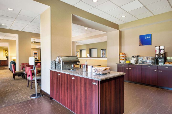 Comfort Suites Northlake