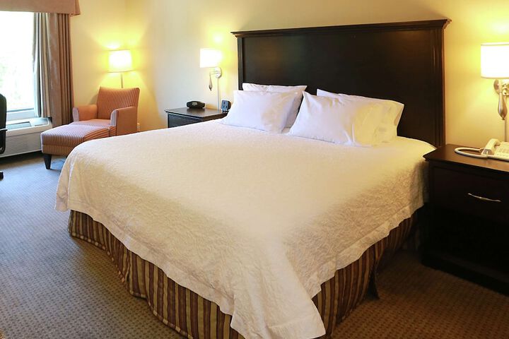 Hampton Inn & Suites by Hilton Laval