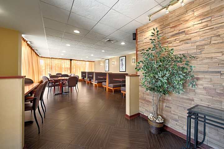 Wyndham Garden Newark Airport