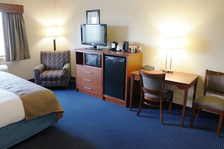 Room 37 of 64