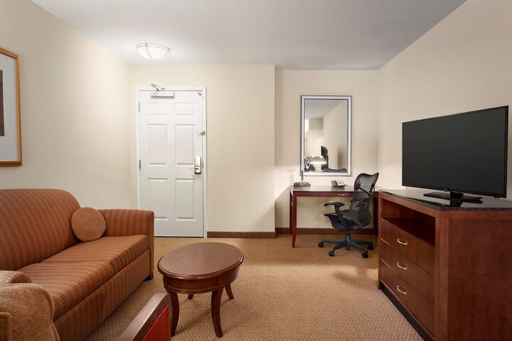 Room 15 of 26