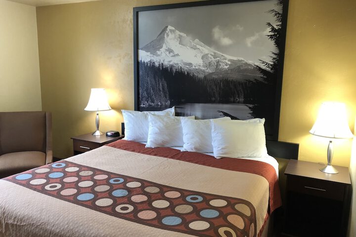 Super 8 by Wyndham Kennewick