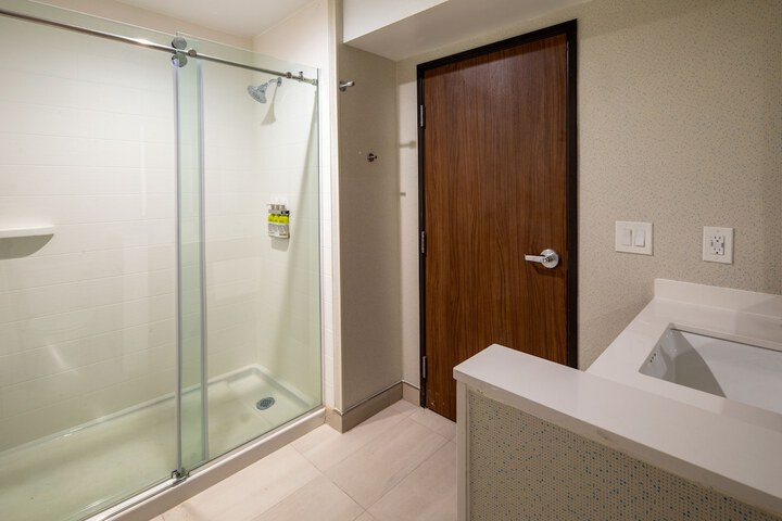 Room 29 of 50