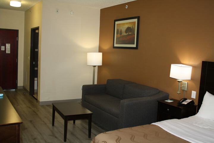 Room 35 of 129