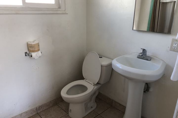 Room 6 of 29