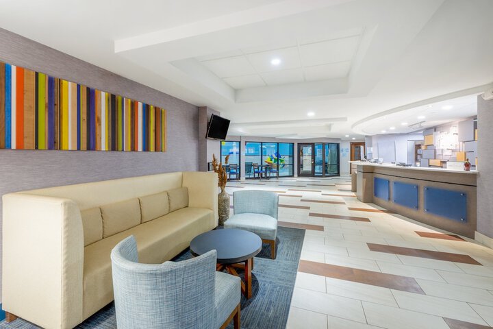 Holiday Inn Express Hotel & Suites in North East (Erie) by IHG
