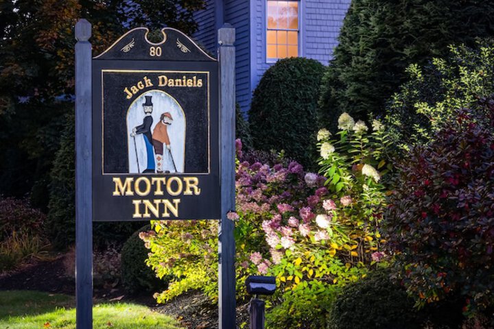 Hotel 4 of 49