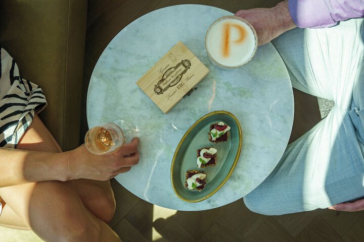 Dining 44 of 87