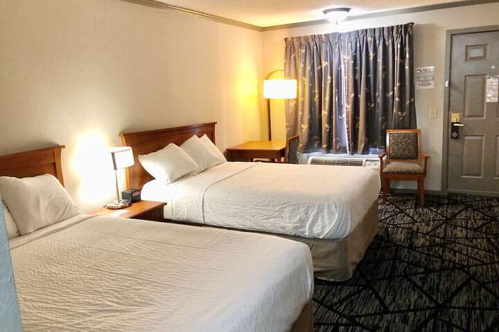 Room 8 of 24