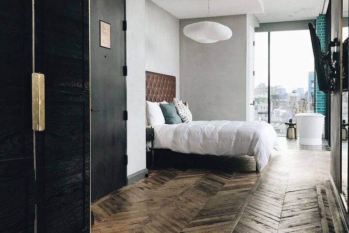 Room 92 of 132