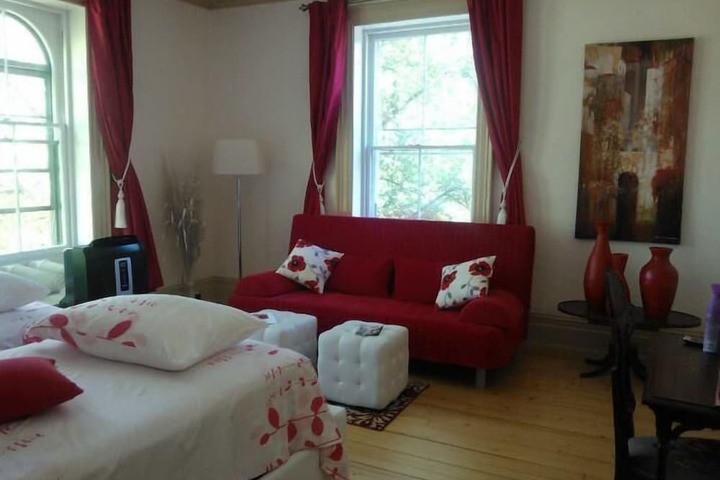 Ile De Garde B & B