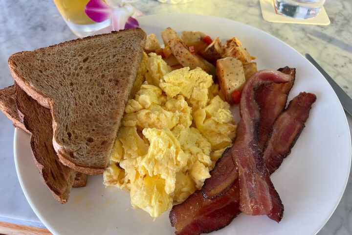 Breakfast/Coffee Service 89 of 119
