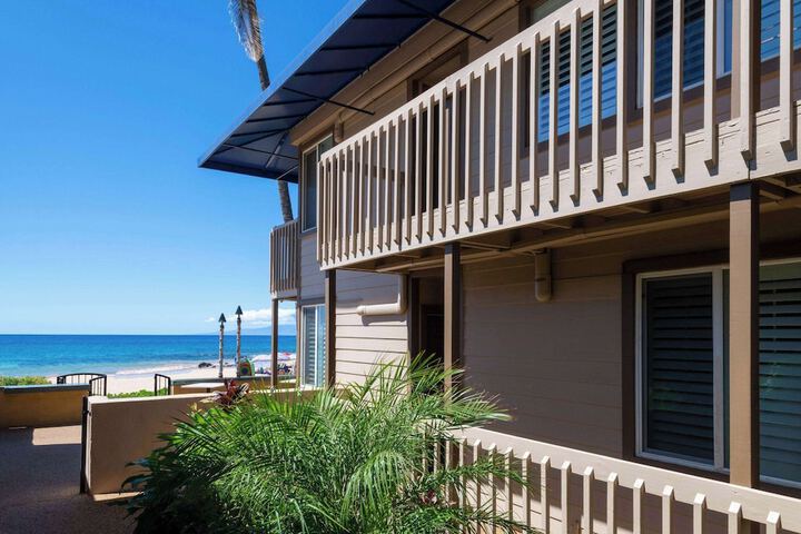 Days Inn by Wyndham Maui Oceanfront