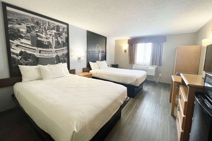 Room 14 of 14