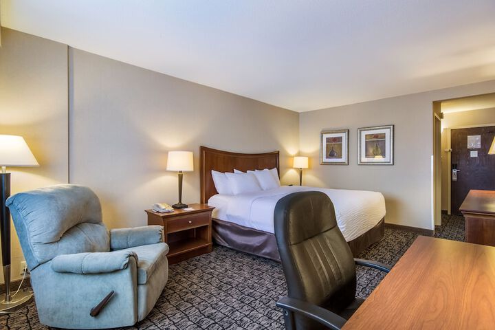 Room 16 of 28