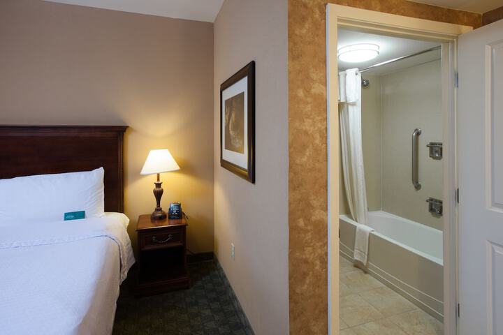 Room 27 of 55