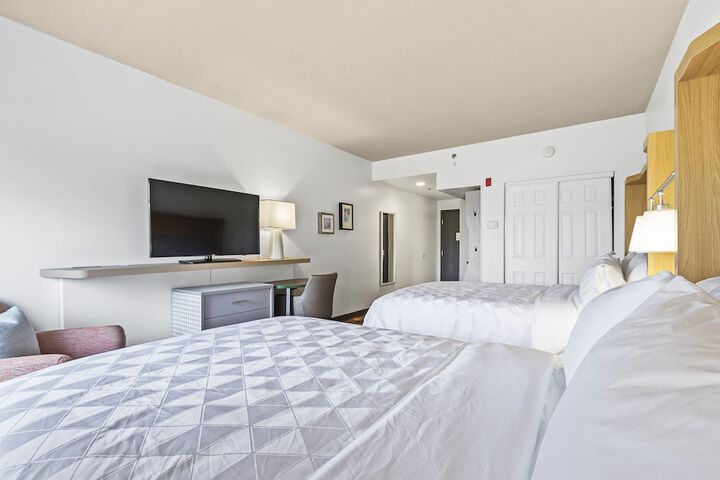 Room 25 of 65