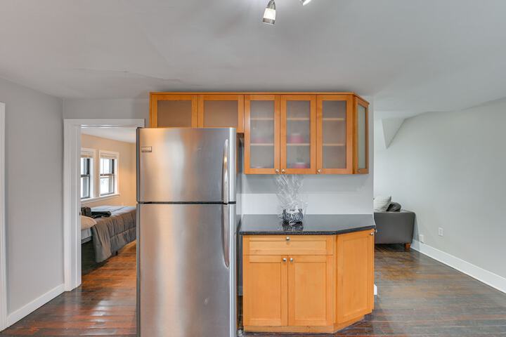 Pet-friendly Malden Apartment: 7 Mi to Boston!