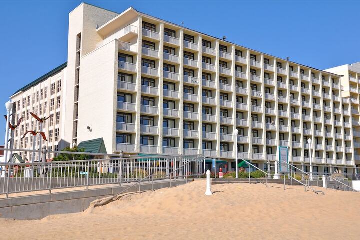 Hotel 2 of 34