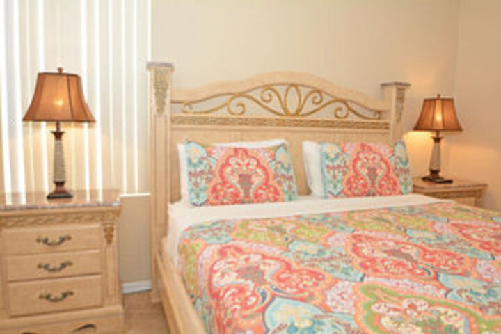 Rent a Villa Eagle Management Davenport